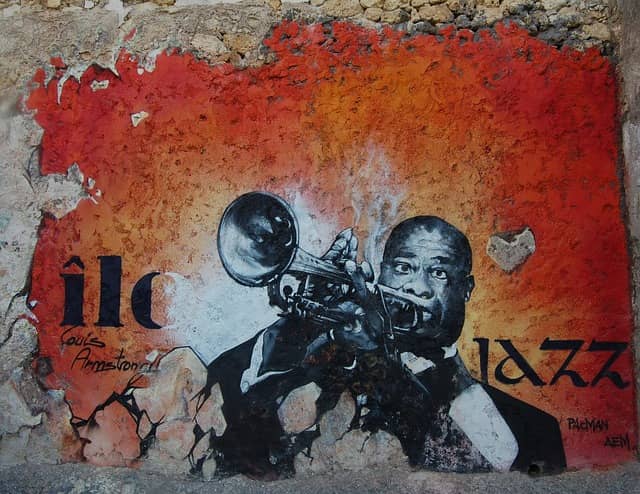 peinture de Louis Amstrong sur un mur